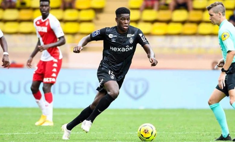 Marshal in action for Stade Reims: