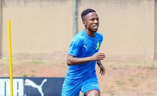 Cassius Mailula at a Mamelodi Sundowns training session