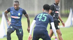Keagan Buchanan and George Maluleka training
