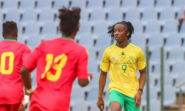 Midfielder Kgaugelo Chauke makes SA debut.