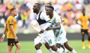 Knox Mutizwa celebrating a goal scored against Kaizer Chiefs