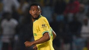 Sipho Mbule of Mamelodi Sundowns in action