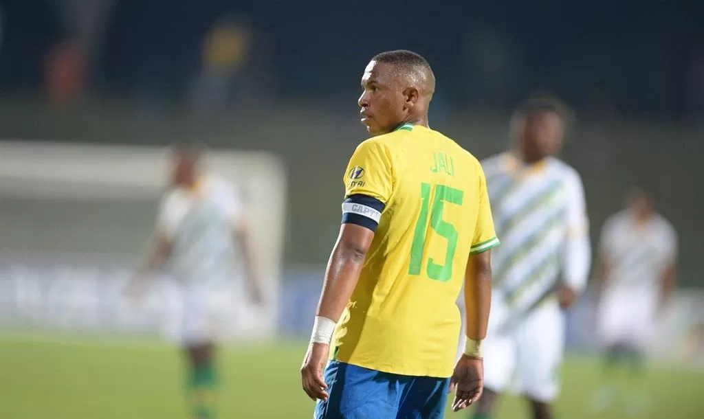 Andile in Mamelodi Sundowns colours