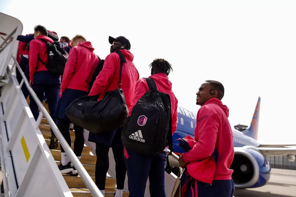 Njabulo Blom boarding the plane