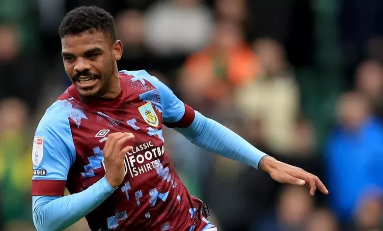 South African Striker, Lyle Foster in action for Burnley FC