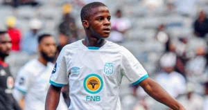 Luphumlo Sifumba in action for Cape Town City