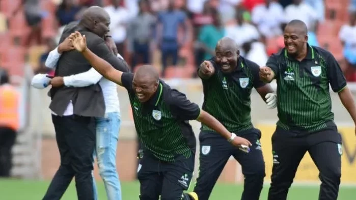 Wedson Nyirenda in jubilation mood with his former colleagues.