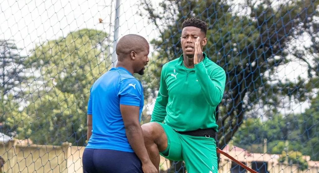 Mamelodi Sundowns midfielder Bongani Zungu during training 