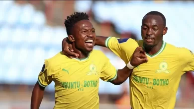 Cassius Mailula celebrates a goal with Peter Shalulile