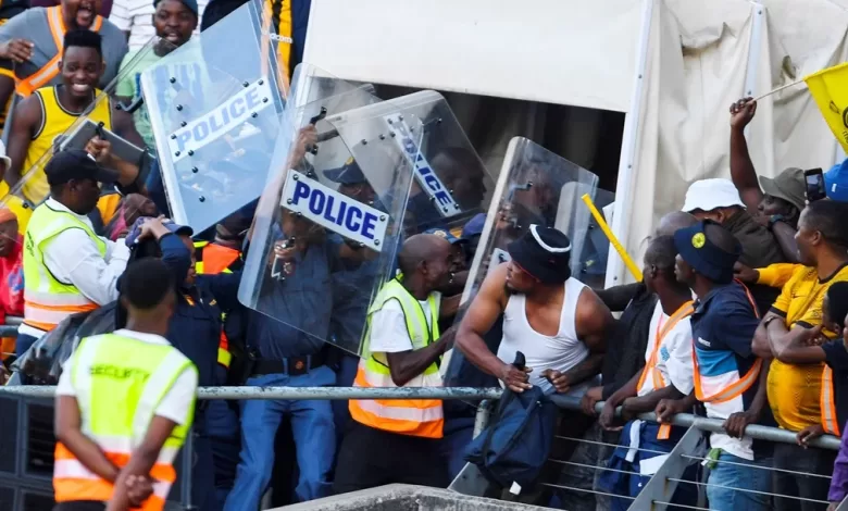 Angry Kaizer Chiefs fans expressing themselves violently