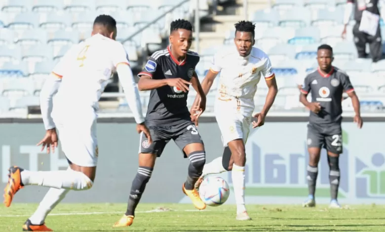 Relebohile Ratomo in action against Orlando Pirates