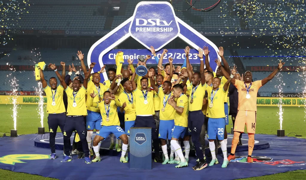 Rulani Mokwena side Mamelodi Sundowns crowned league champions