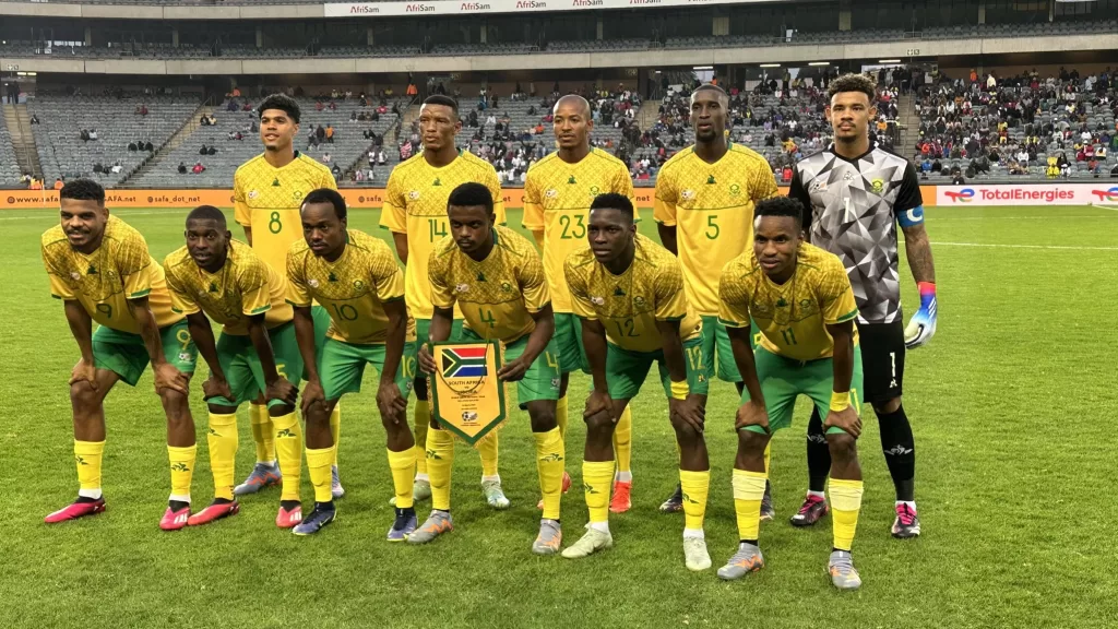 Bafana Bafana players lining for a team picture.