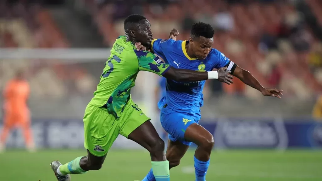 Ismael Olivier Toure of Marumo Gallants in action against Mamelodi Sundowns