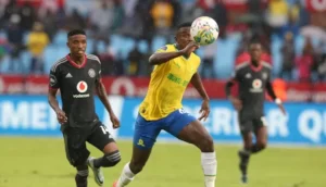 Orlando Pirates winger Monnapule Saleng and Mamelodi Sundowns' Teboho Mokoena during a PSL game