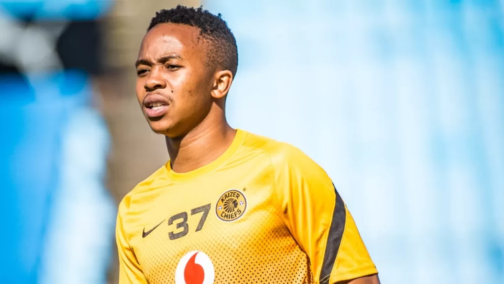 Nkosingiphile Ngcobo in Kaizer Chiefs' colours.