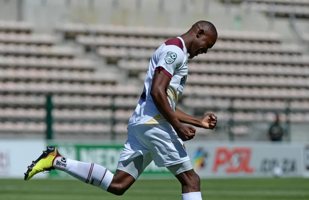 Vusi Sibiya celebrating a goal 