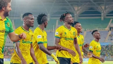 Young Africans players before a game. They are said to be bigger than Kaizer Chiefs