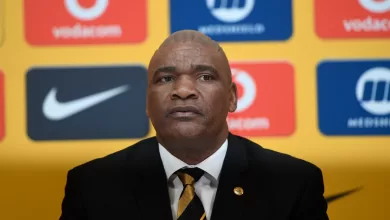 Molefi Ntseki of Kaizer Chiefs addressing the media