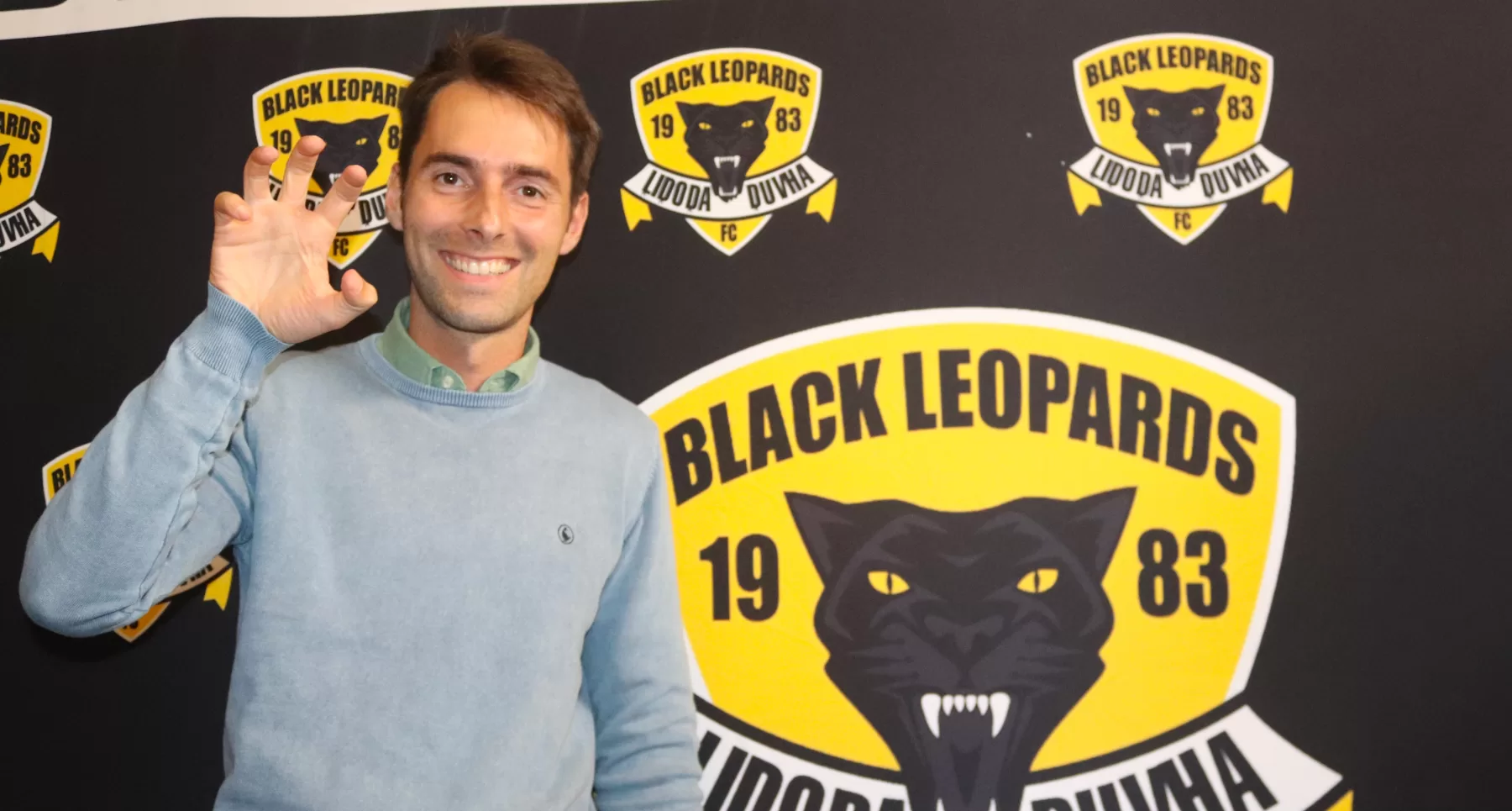 Black shop leopard fc