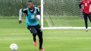 Sephelo Baloni in Orlando Pirates colours.