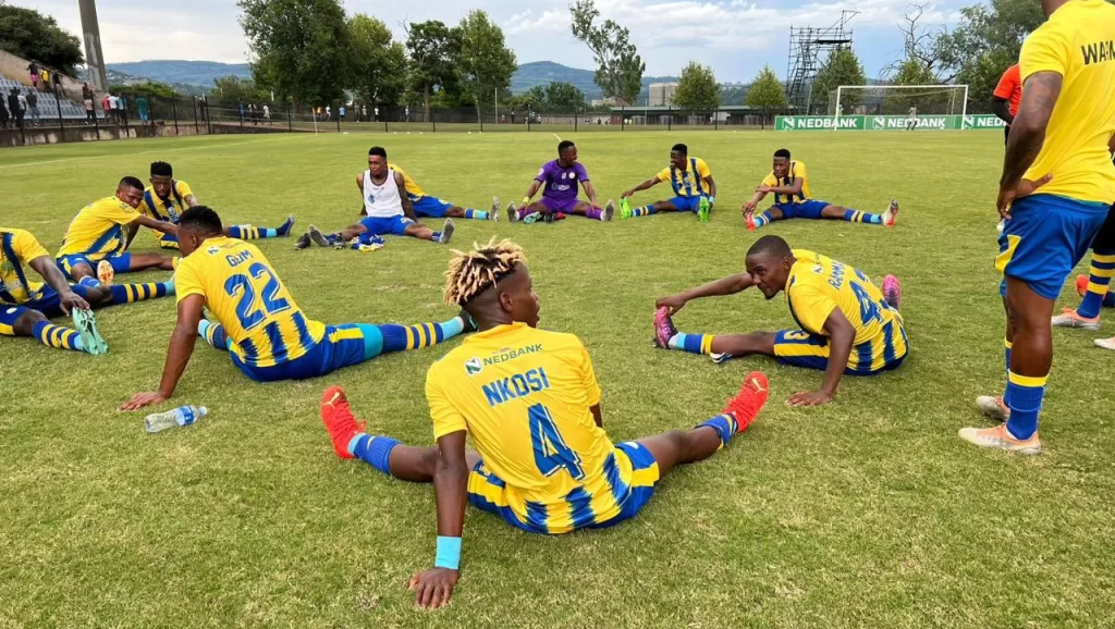 Sihle Gum alongside his teammates in the Casric Stars colours