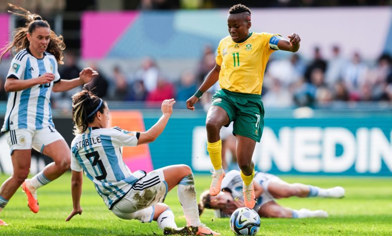 Thembi Kgatlana of Banyana Banyana in action against Argentina