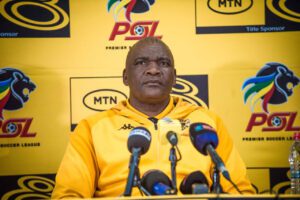 MOLEFI NTSEKI addressing whether Edson Castillo is a 6 or an 8