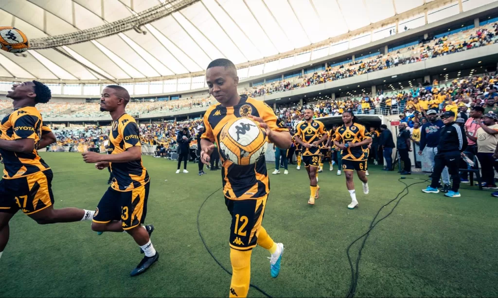 Nkosingiphile Ngcobo of Kaizer Chiefs off to warm up with teammates