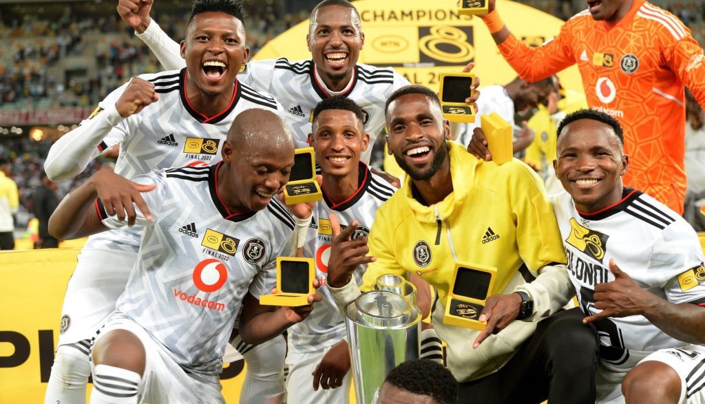 Orlando Pirates celebrating MTN8 triumph