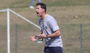 AmaZulu FC head coach Pablo Franco Martin giving instructions