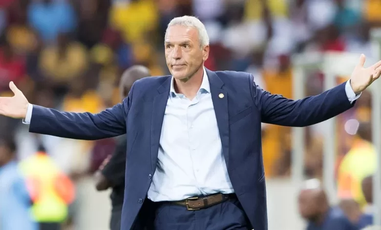 Ernst Middendorp during his stint at Kaizer Chiefs