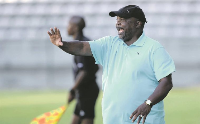 Jomo Sono coaching during a game