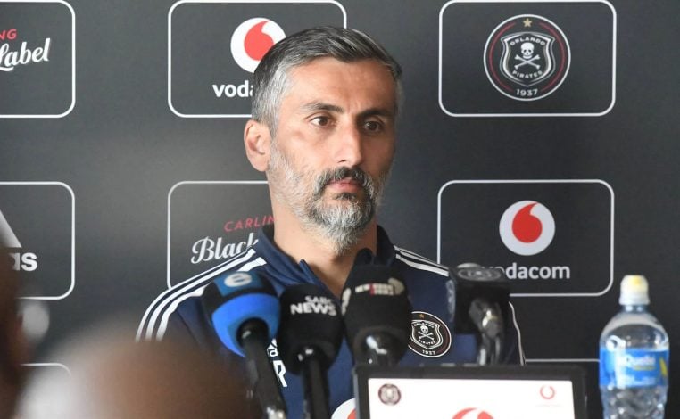 Jose Riveiro of Orlando Pirates addressing the media