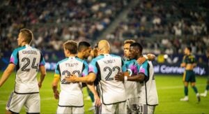 Minnesota United players celebrate Bongokuhle Hlongwane's goal against LA Galaxy