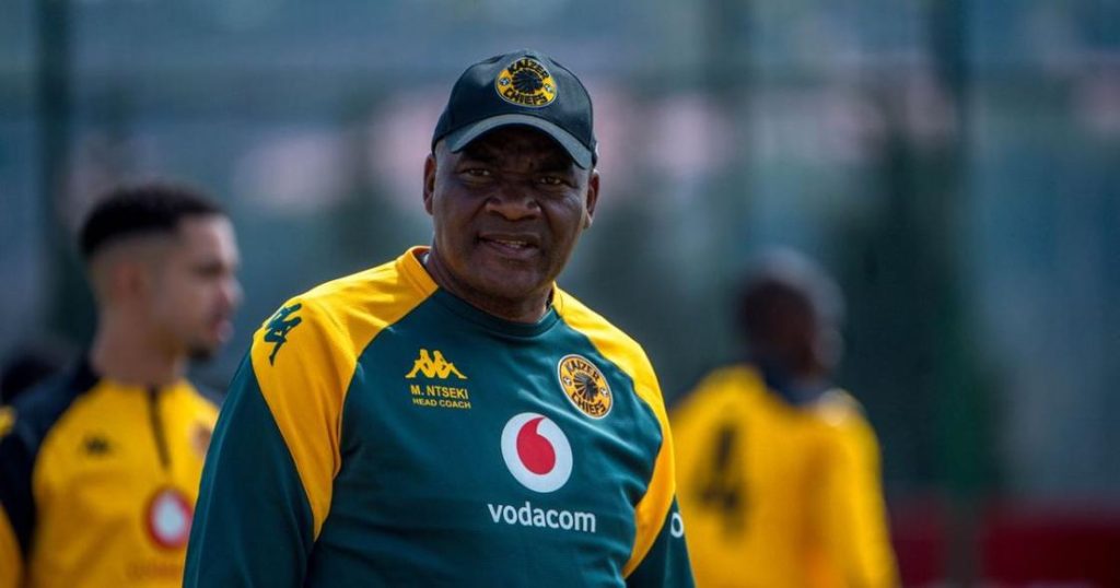 Kaizer Chiefs coach Molefi Ntseki issues an update on Keagan Dolly's injury 