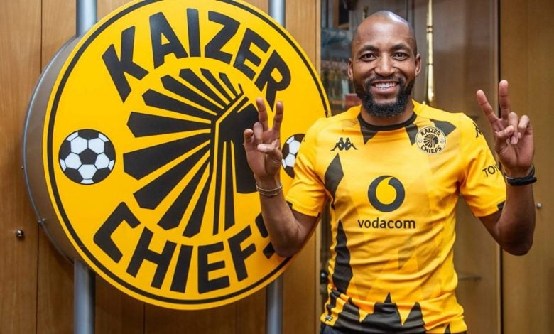 Sibongiseni Mthethwa after signing for Kaizer Chiefs