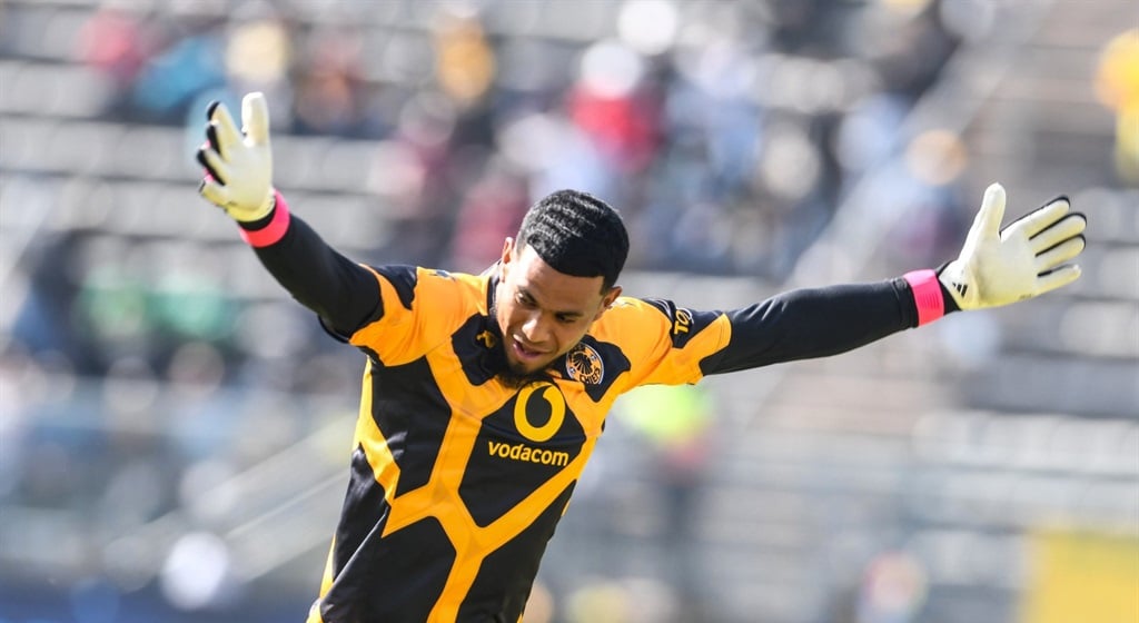 Brandon Petersen warming up for Kaizer Chiefs before a match