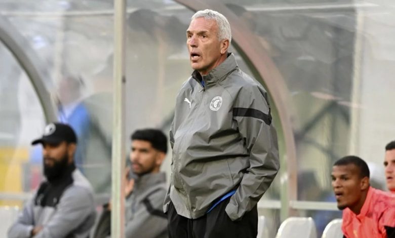 Cape Town Spurs head coach Ernst Middendorp.