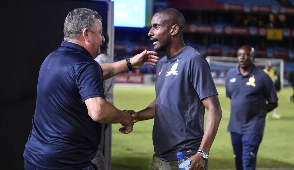 Gavin Hunt and Rulani Mokwena shaking hands during the DStv Premiership clash