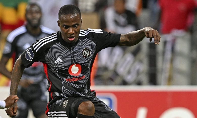 Orlando Pirates winger Thembinkosi Lorch in action.