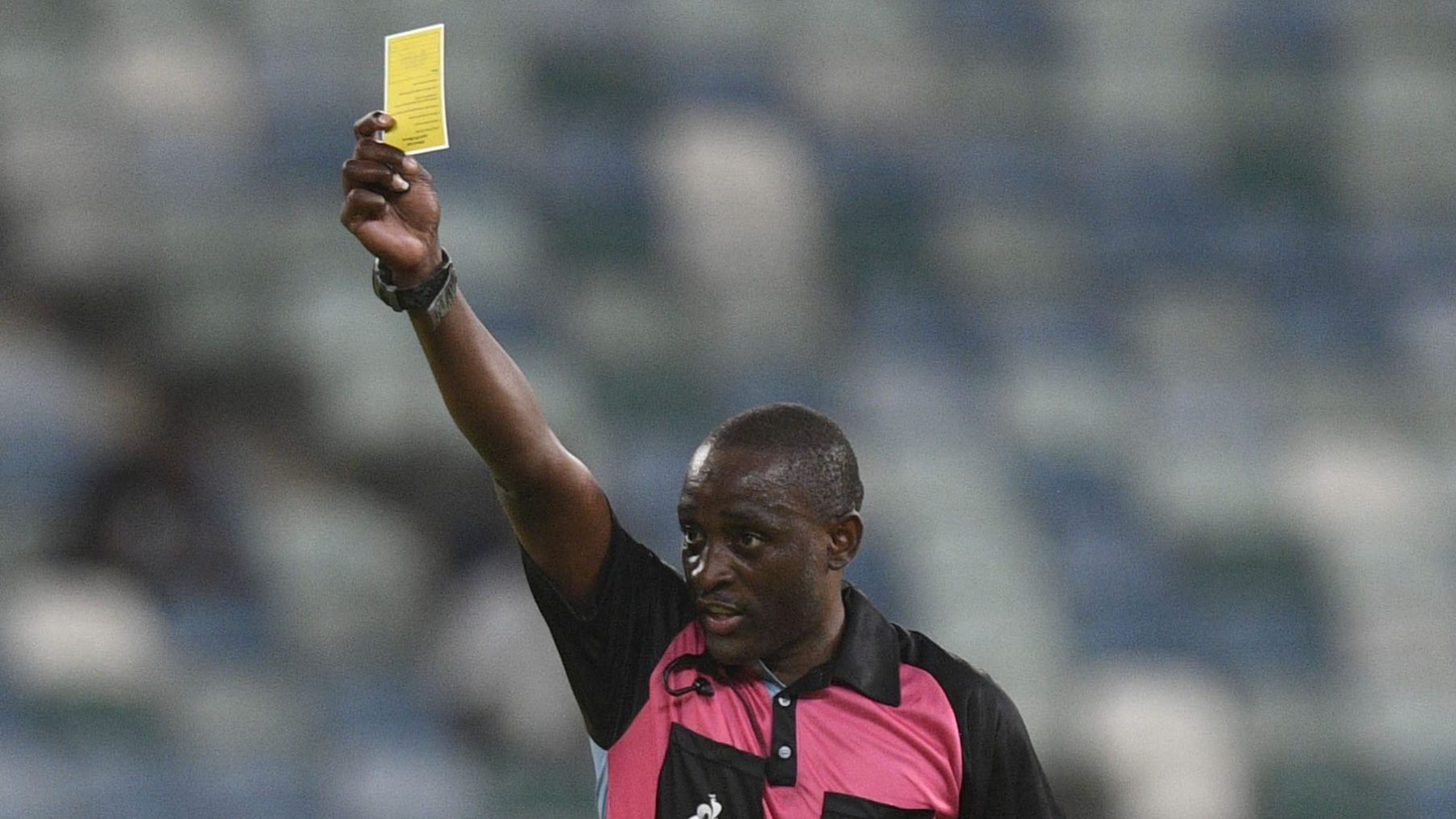  The referee was wearing Sekhukhune United jersey: Morgan Mammila  