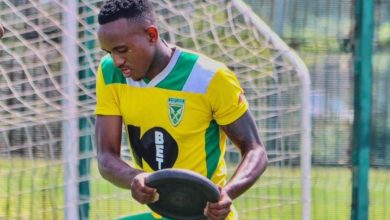 Golden Arrows issue update on Sicelo Hlatshwayo after injury scare