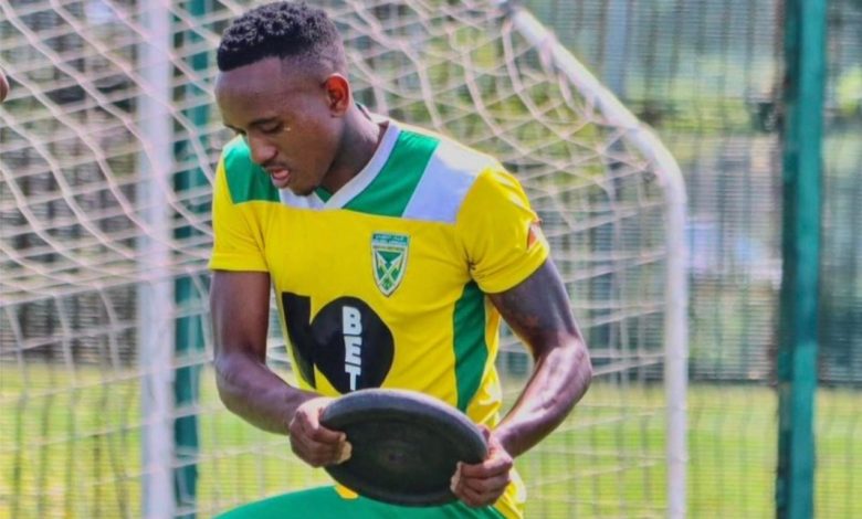 Golden Arrows issue update on Sicelo Hlatshwayo after injury scare