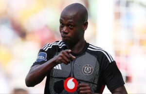 Evidence Makgopa in action for Orlando Pirates, celebrating a goal