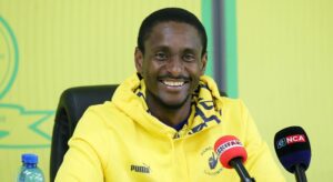 Mamelodi Sundowns coach Rulani Mokwena at a press conference