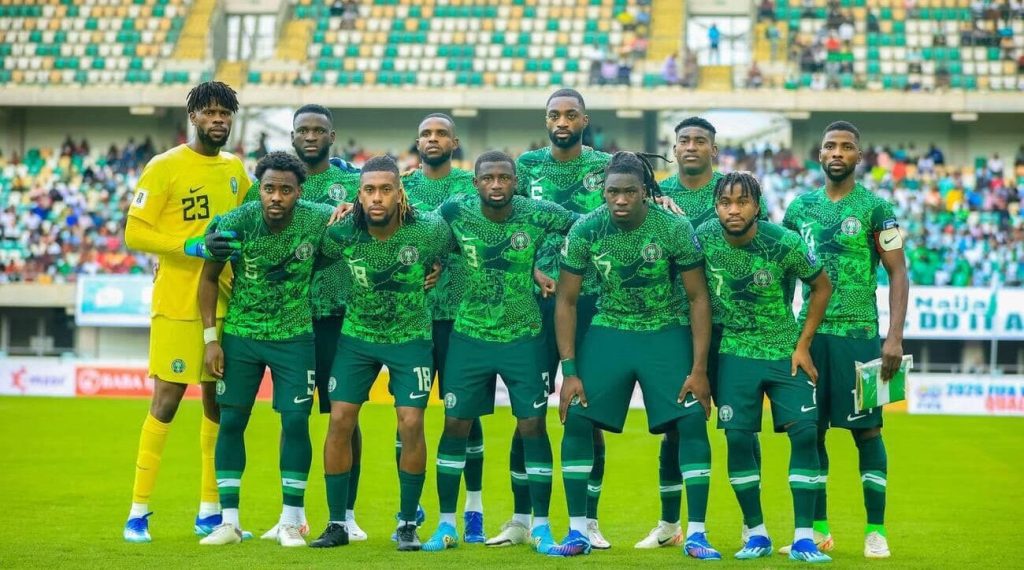 Nigeria national football team pose for a photo