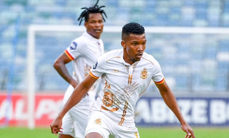 Two more PSL clubs join Pirates in race for Shaune Mogaila
