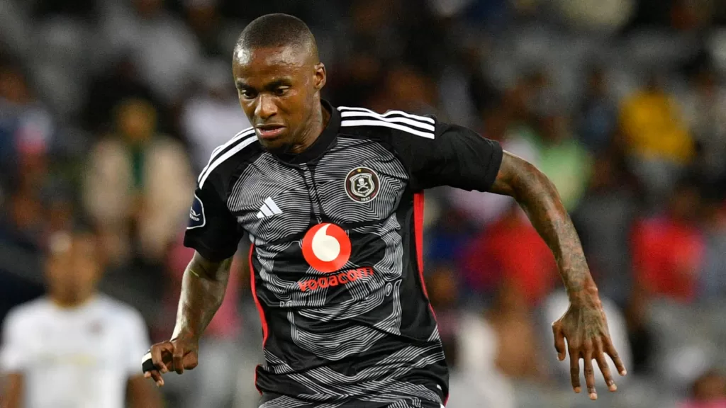 Thembinkosi Lorch playing during his Orlando Pirates days