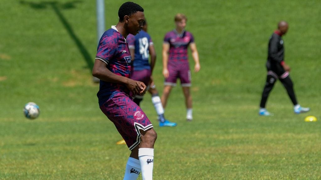 Midfielder Tlakusani Mthethwa training with Moroka Swallows.